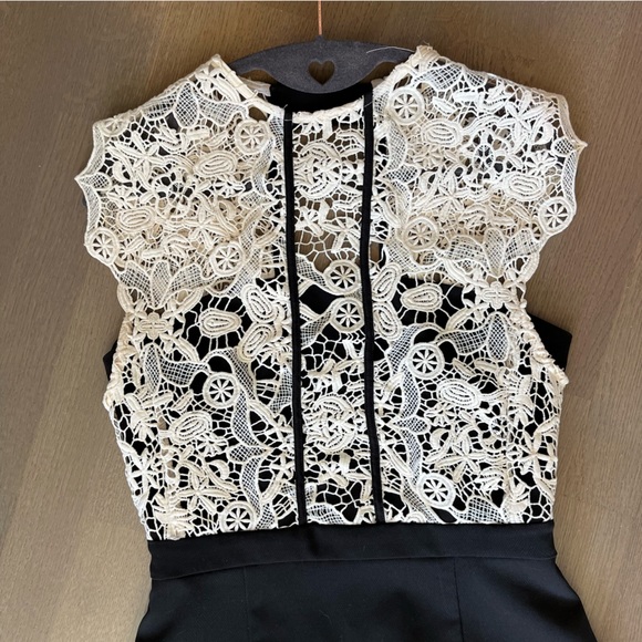 VGUC Cooper St Dress Black Skirt and White Lace top half Size 4 - Picture 8 of 11